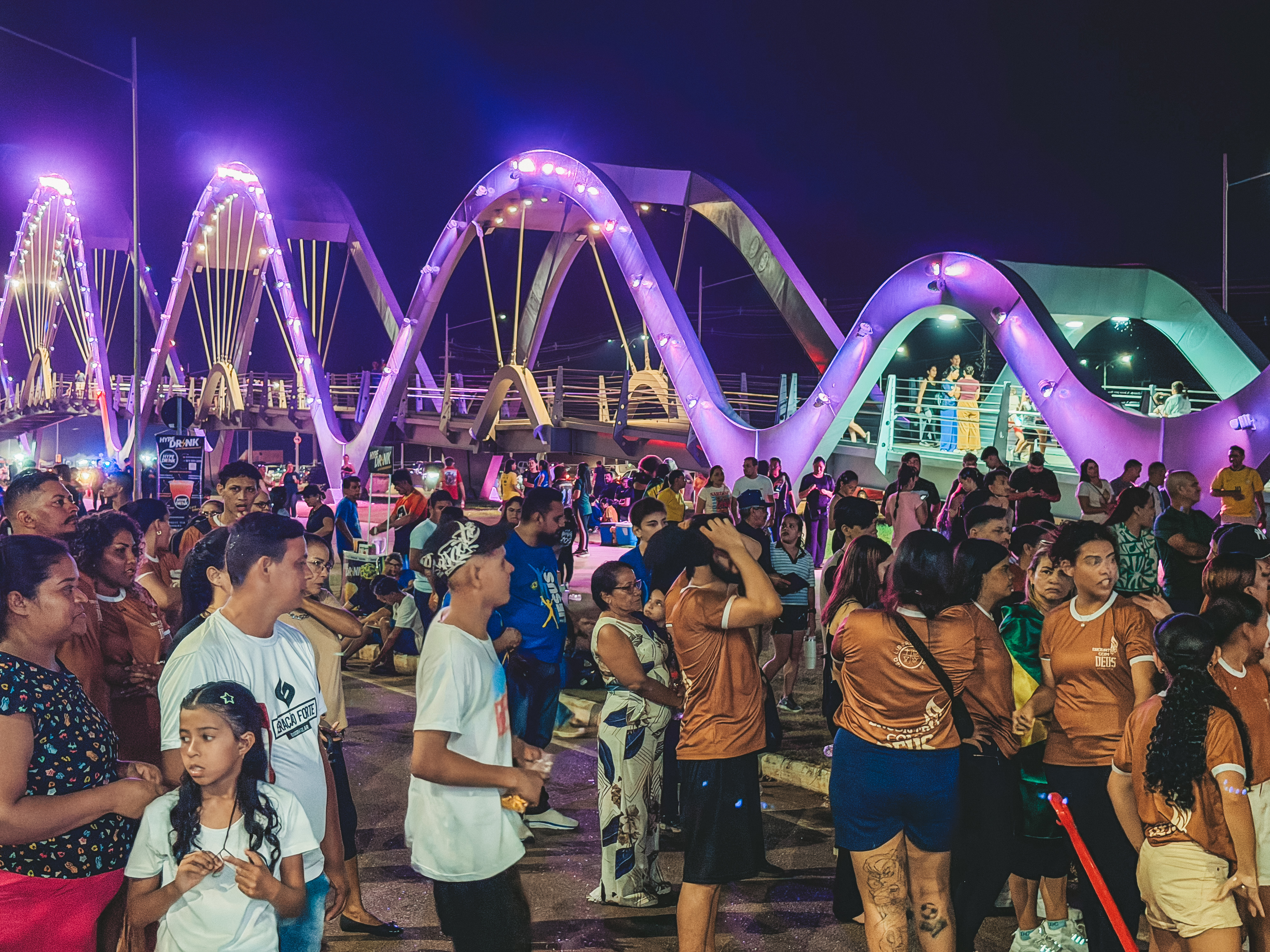 CELEBRAÇÃO - Pré-Marcha para Jesus reúne milhares de fiéis na capital