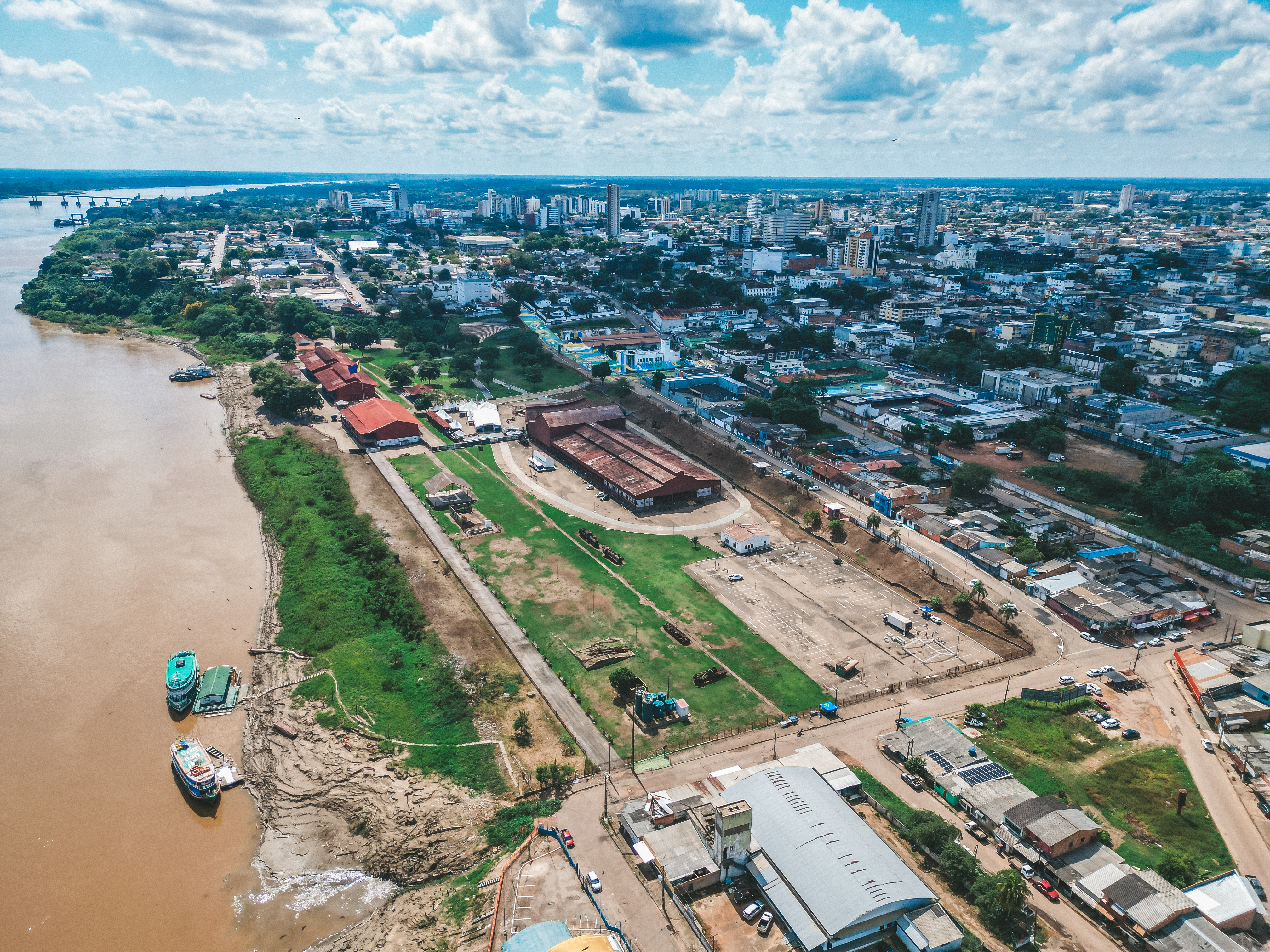 ARRAIÁ DO BERA - O que está sendo preparado para a maior festa junina da capital? 