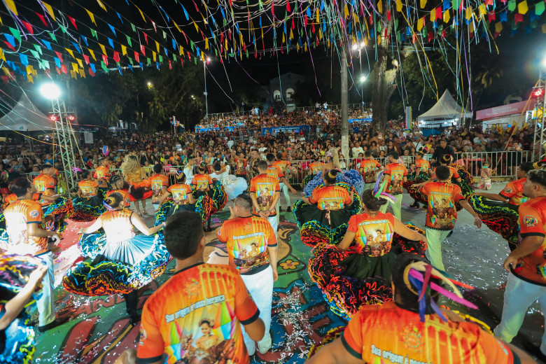 O Arraial Municipal é um evento gratuito e aberto para a comunidade
