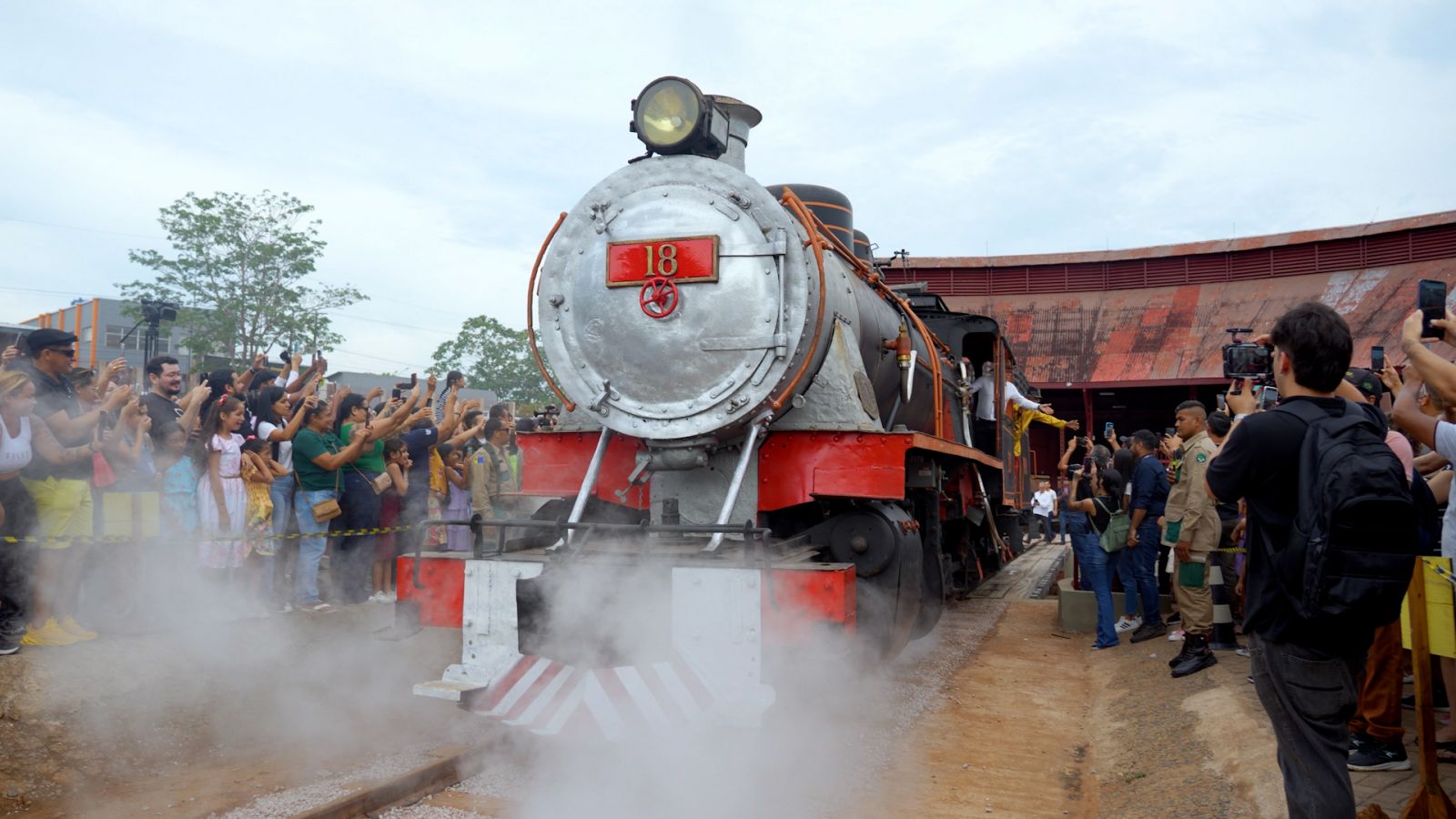 Prefeito destacou as ações de resgate histórico e cultural, como a restauração da Locomotiva 18